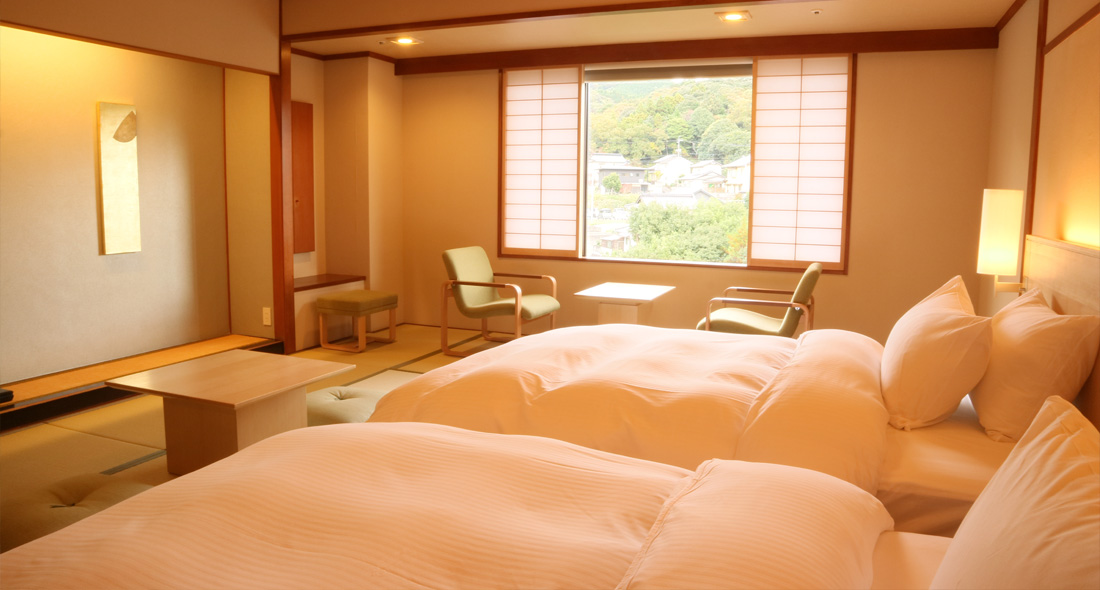 >和室スーペリアツイン／日本庭園側
